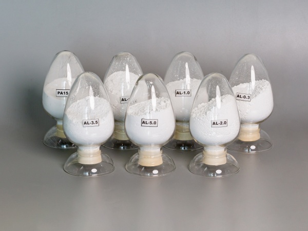 氧化铝粉从原料到成品的生产流程